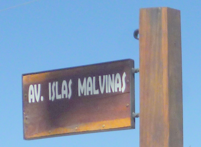 025 Islas Malvinas Ave 7th Aug 2012.jpg